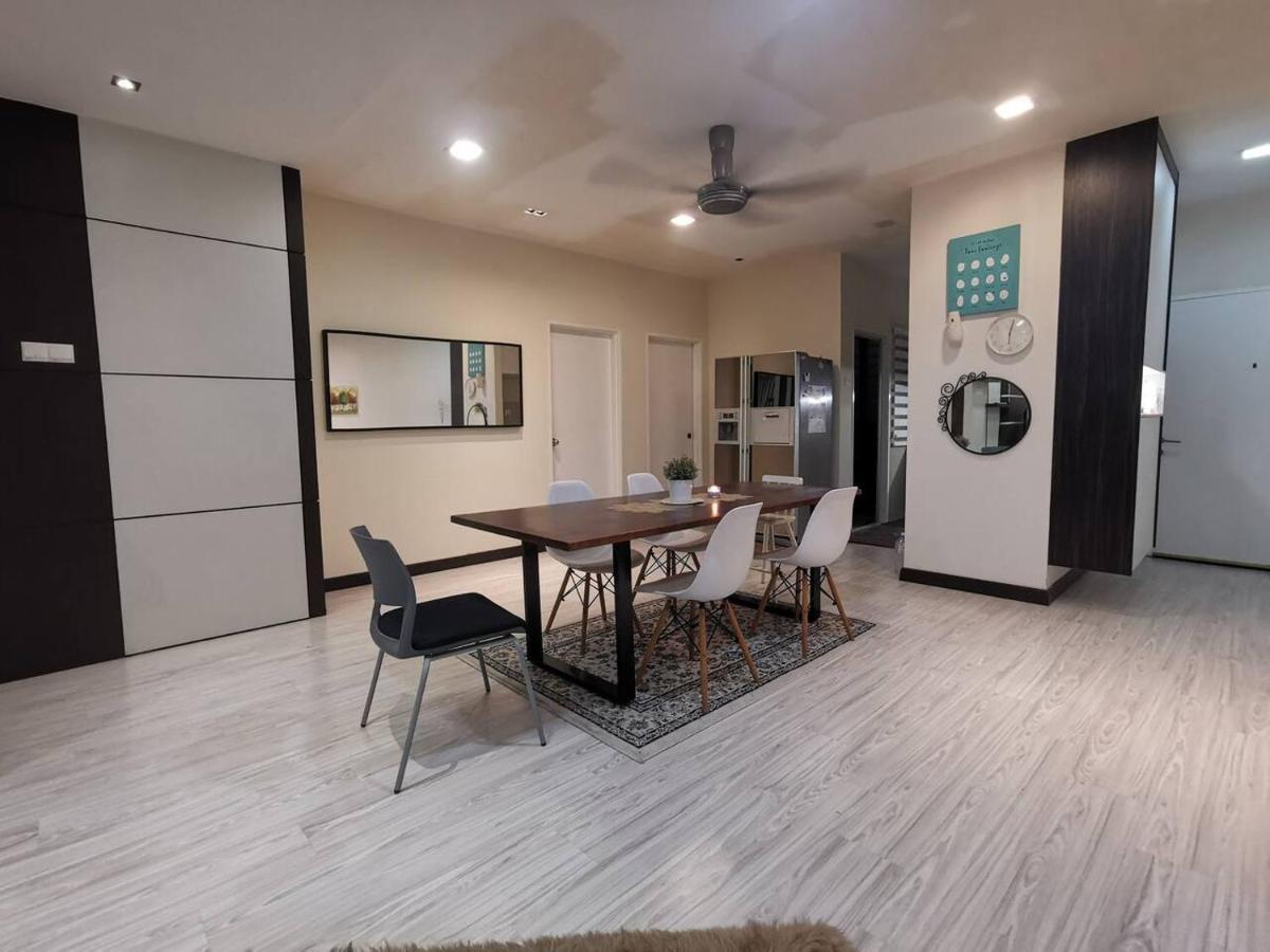 Enarahomes Shah Alam Exteriör bild